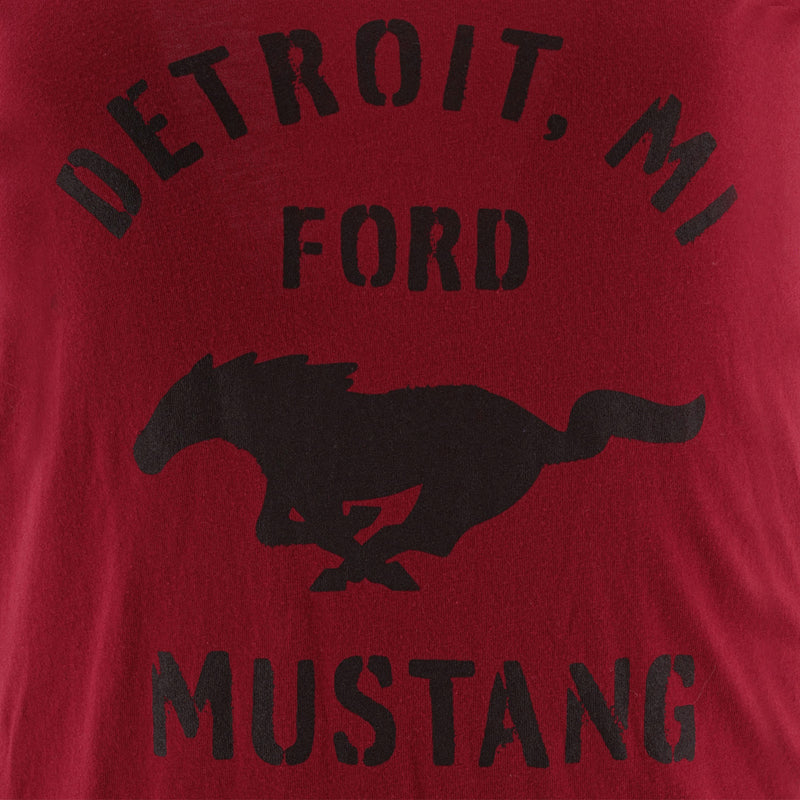 Ford Mustang Women's Vintage Logo V-Neck T-Shirt - Close Up