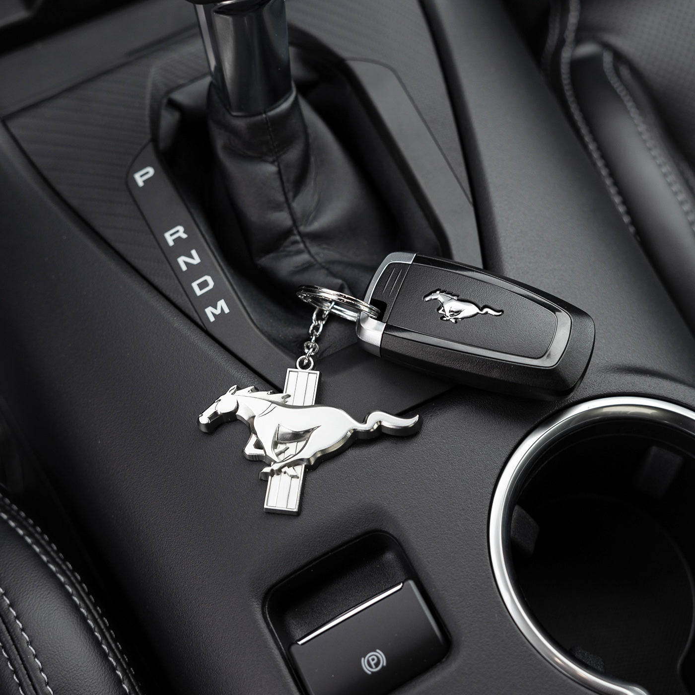 Mustang Dark Horse – Ford Merchandise